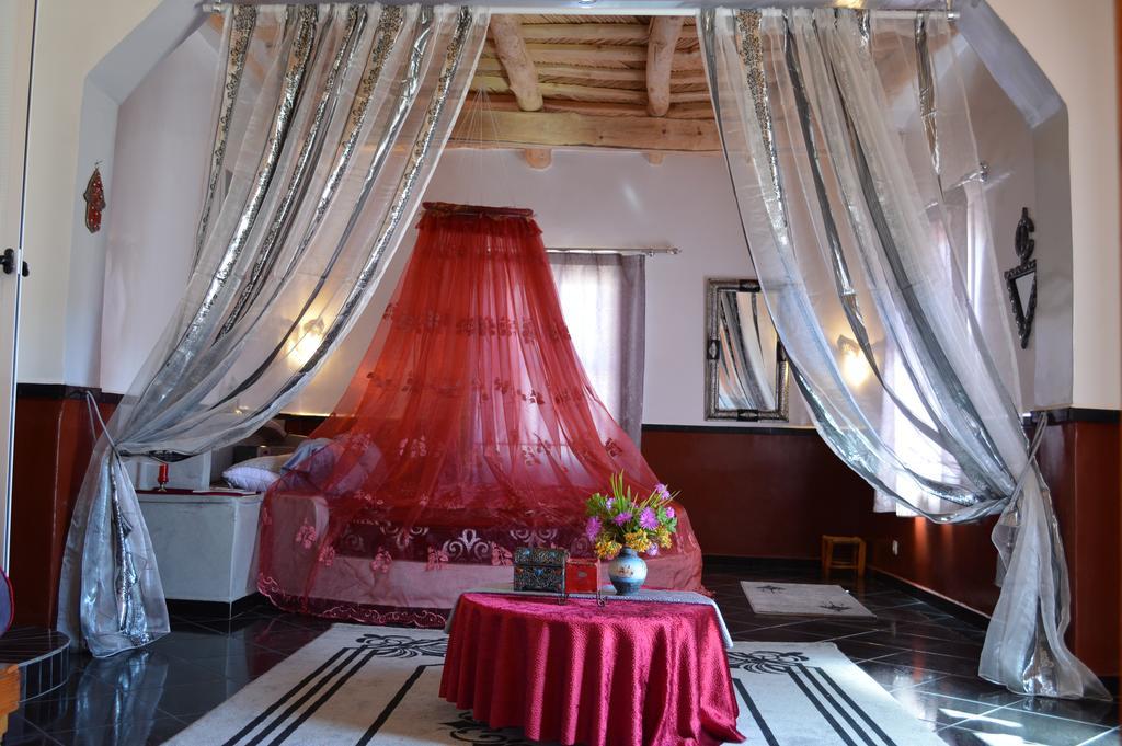 Auberge Le Jardin De La Source Ait Ben Ali Ngoại thất bức ảnh